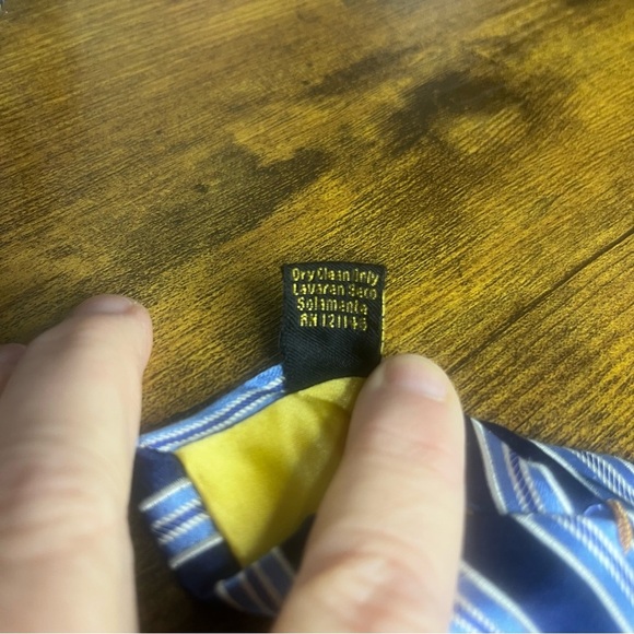 Donald Trump Signature Collection Silk Tie Blue Stripe 59” Length X 3.5” Width - Picture 5 of 5